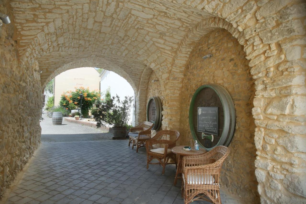 Winzerzimmer - Weingut Tinhof Eisenstadt Exteriér fotografie